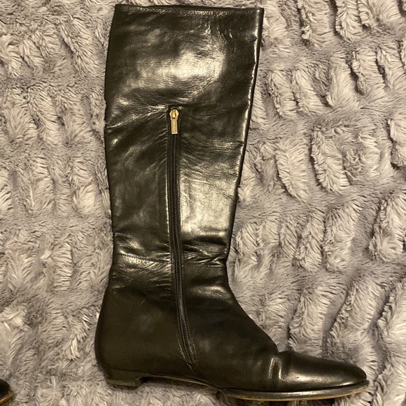 Jimmy Choo, black leather flat boots, thin/ narrow calf, Size 40 / 9.5US - Picture 9 of 15